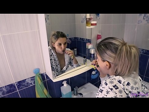 ❤️ Mae darnia gyda ifanc mewn pyjamas yn dod i ben cum llafar yn ass - letty du ❤️ Pornor o safon ar cy.passionateembracespotlight.ru